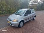 Toyota Yaris 1.3 16V 3DR 2000 Grijs, Voorwielaandrijving, 1299 cc, Stof, Zwart