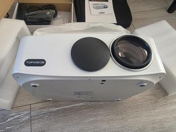 Topvision Beamer 1080P – 9000 Lumen – Nieuw in Doos beschikbaar voor biedingen