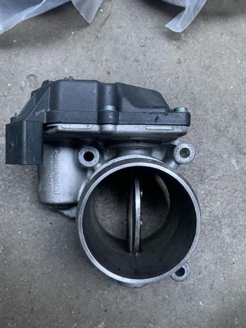 Volkswagen T5 2.0 gasklephuis beschikbaar voor biedingen