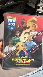 Panini adrenalyn voetbal kaarten + verzamel boek, Hobby en Vrije tijd, Ophalen of Verzenden, Zo goed als nieuw