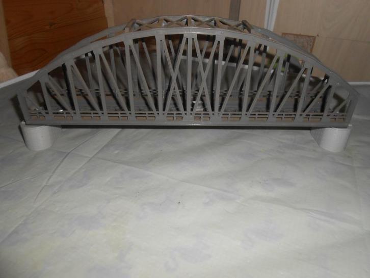 Märklin 7263 Grote Boogbrug H0 met 2x 7253, grote pijlers, Hobby en Vrije tijd, Modeltreinen | H0, Zo goed als nieuw, Brug, Tunnel of Gebouw
