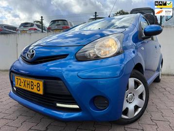 Toyota Aygo 1.0 VVT-i Comfort/LEDER/AIRCO/FACELIFT/APK 04-20 beschikbaar voor biedingen