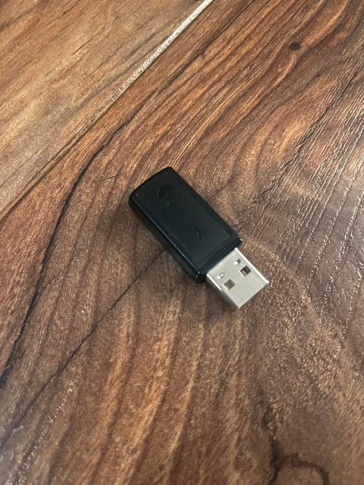 Logitech USB ontvanger dongle draadloze muis toetsenbord, Computers en Software, Muizen, Zo goed als nieuw, Ophalen of Verzenden