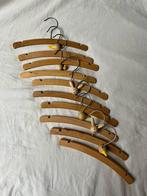 Houten hangers voor baby kleding, 10 stuks, Kinderen en Baby's, Kinderkamer | Inrichting en Decoratie, Ophalen of Verzenden