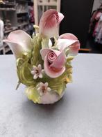 Groot porseleinen bloem stuk, Antiek en Kunst, Antiek | Porselein, Ophalen of Verzenden