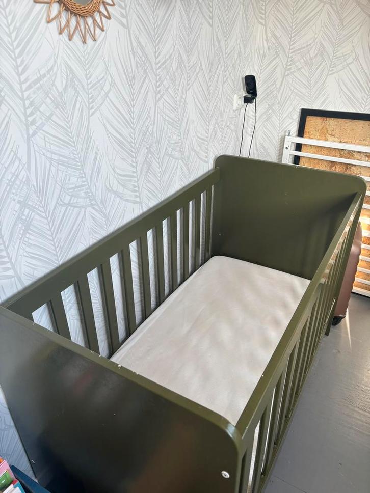 matras IKEA Himlavalv, plus evt ledikant, Kinderen en Baby's, Kinderkamer | Bedden, Zo goed als nieuw, Minder dan 140 cm, Minder dan 70 cm