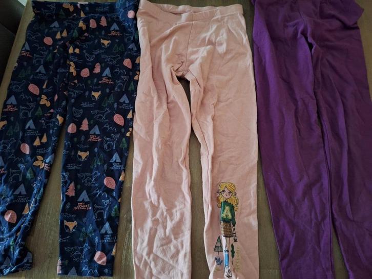 Acht meisjes leggings, zes maat 128 en  twee maat 122-128, Kinderen en Baby's, Kinderkleding | Maat 128, Zo goed als nieuw, Meisje