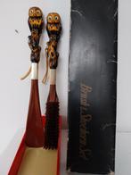 Oude schoenlepel en borstel, Ophalen of Verzenden, Wandkapstok, Minder dan 100 cm