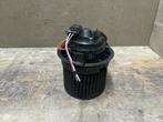 Kachelventilator motor Renault Clio IV  ('13-'20) T1020778J, Gebruikt, Renault, Ophalen of Verzenden, Renault
