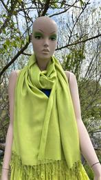 (33) Sjaal vintage omslagdoek appelgroen - India 72 bij 203, Kleding | Dames, Ophalen of Verzenden, Zo goed als nieuw, Maat 46/48 (XL) of groter