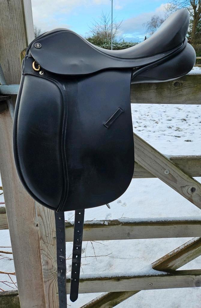 BR Torellini ponyzadel dressuur 16 inch ZGAN, Dieren en Toebehoren, Paarden en Pony's | Zadels, Zo goed als nieuw, Dressuur, Ophalen