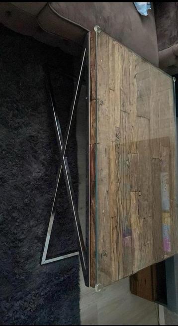 Salontafel. Eric klusterstyle   Tafel. Meubels beschikbaar voor biedingen