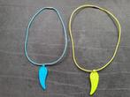 Blauw geel ketting met kettinghanger veer (voor goed doel), Overige kleuren, Nieuw, Ophalen of Verzenden, Overige materialen