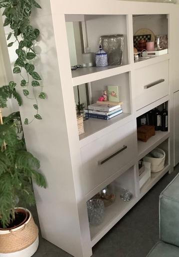 Roomdivider