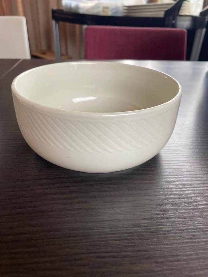 Kommen van Mosa, Huis en Inrichting, Keuken | Servies, Gebruikt, Kom(men), Overige stijlen, Porselein, Ophalen