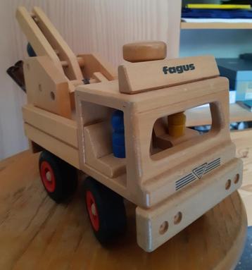 Fagus vracht auto beschikbaar voor biedingen