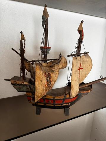 Antieke houten zeilschip “ Santa Maria “ beschikbaar voor biedingen