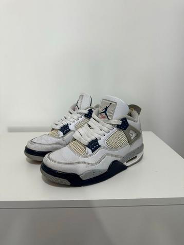Jordan 4 Midnight Navy beschikbaar voor biedingen