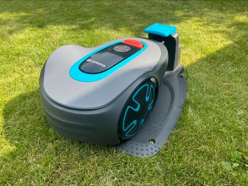 Gardena Sileno Minimo 250 - niet gebruikt, Tuin en Terras, Robotmaaiers, Zo goed als nieuw, Ophalen
