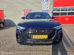 Audi e-tron 55 quattro S edition 95 kWh, Auto's, Automaat, 131 €/maand, 1800 kg, Blauw