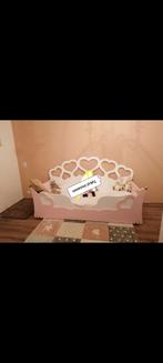 Mooie bed met matras, Kinderen en Baby's, Kinderkamer | Bedden, Ophalen of Verzenden, Zo goed als nieuw, 180 cm of meer, 85 tot 100 cm