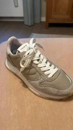 Hoff sneakers maat 38 zacht groen / olijf, Ophalen of Verzenden, Zo goed als nieuw, Sneakers of Gympen