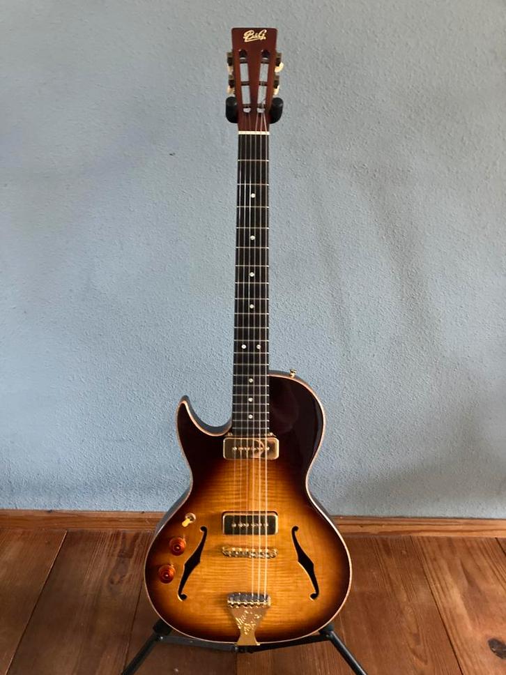 Lefty B&G little sister tobacco burst cutaway, Muziek en Instrumenten, Snaarinstrumenten | Gitaren | Elektrisch, Zo goed als nieuw