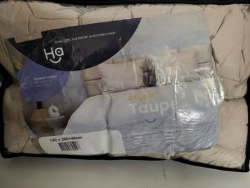 HappyBed Taupe voor het hele jaar - 140x200 beschikbaar voor biedingen