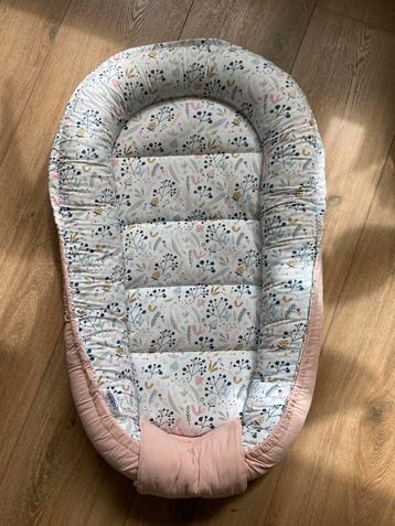Babynestje beschikbaar voor biedingen
