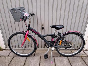 For sale 24inch Btwin poply500 citybike with handbrakes. Rid beschikbaar voor biedingen
