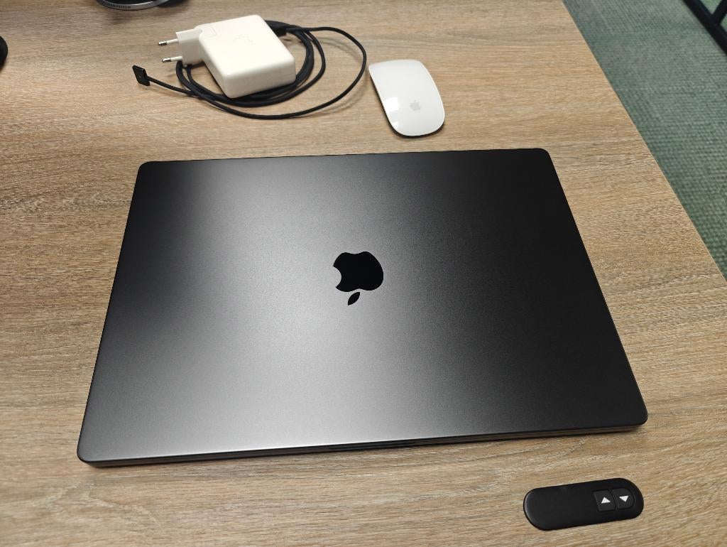 MacBook Pro Space Black 2024 | 16inch | M3 Max | 1TB | 48GB, Computers en Software, Apple Macbooks, 1 TB of meer, 64 GB of meer