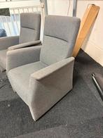 Set van Twee Grijze Stoelen | Prominent, Ophalen, Gebruikt, Minder dan 75 cm, Strak ( Prominent)