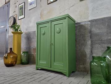 Vintage Groene Spekkast | Landelijke Houten Voorraad Kast 1 beschikbaar voor biedingen
