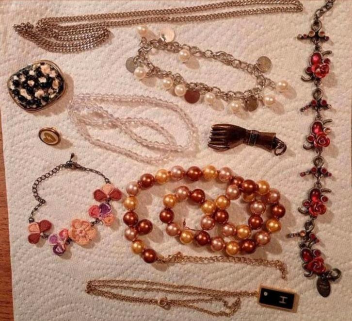 Lotje Oude sloop sieraden., Sieraden, Tassen en Uiterlijk, Overige Accessoires, Gebruikt, Ophalen