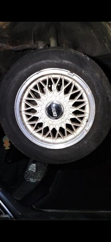 W107 W116 W123 W126 velgen  beschikbaar voor biedingen