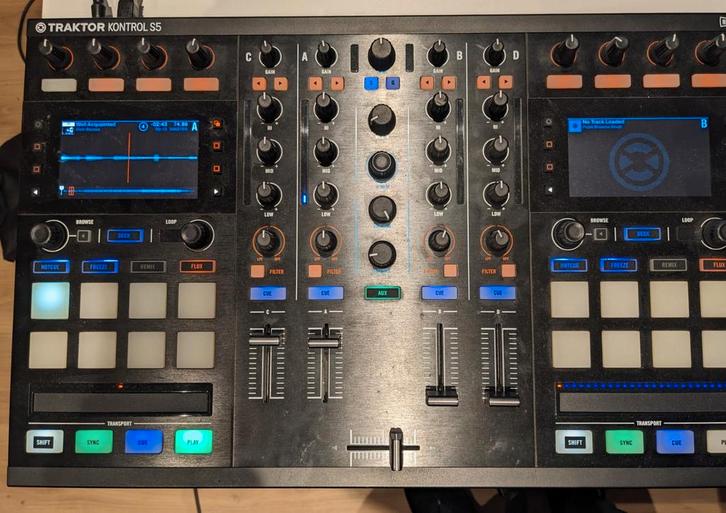 Traktor Kontrol S5 + Traktor Pro 3 Licentie, Muziek en Instrumenten, Dj-sets en Draaitafels, Gebruikt, Dj-set, Overige merken