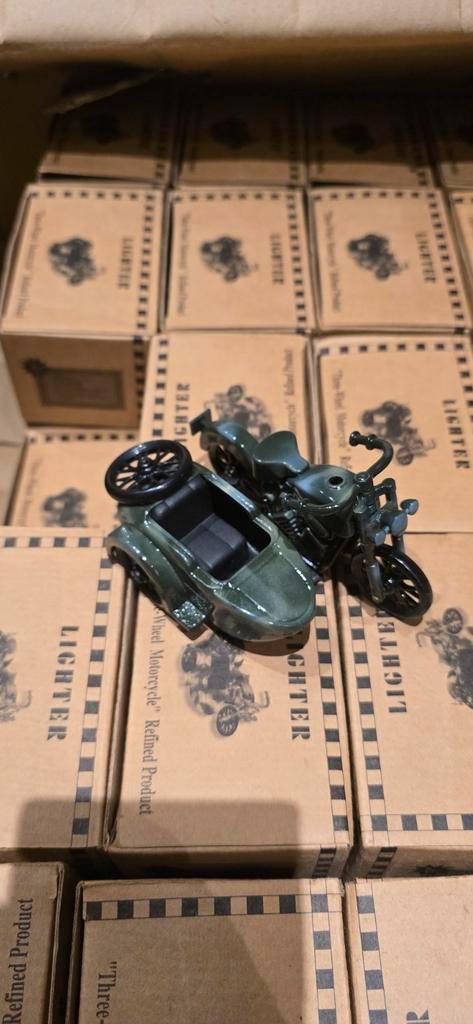 Partij aanstekers motor met zijspan, Verzamelen, Rookartikelen, Aanstekers en Luciferdoosjes, Zo goed als nieuw, Aansteker, Ophalen of Verzenden