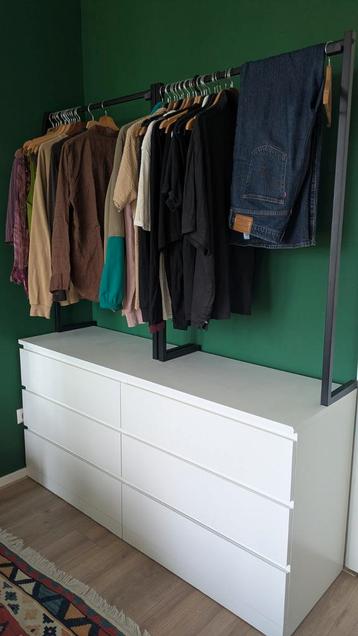 Ikea MALM Ladekast met 2x extra kledingroede - afbeelding 1