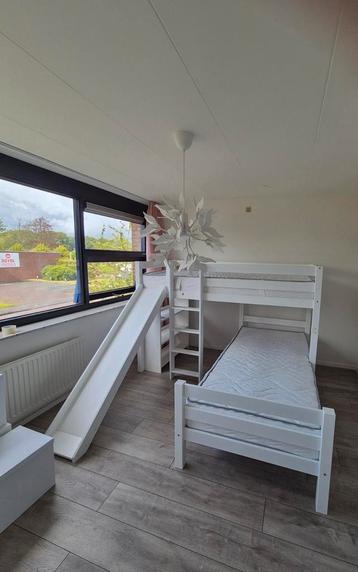 Super leuk stapelbed!nog als nieuw beschikbaar voor biedingen