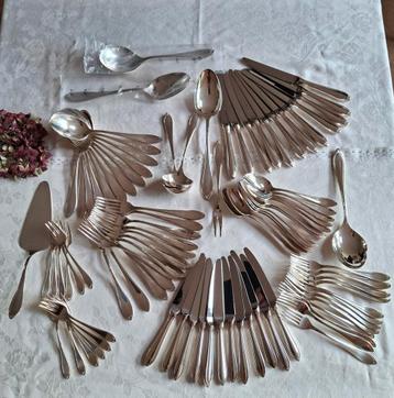 Christofle Versailles 12 delige cassette, zwaar verzilverd beschikbaar voor biedingen