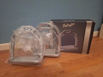 Stijgbeugels van het merk feeling . beschikbaar voor biedingen