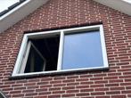 Kunststof kozijn met draaikiep raam, Doe-het-zelf en Verbouw, Ophalen, Zo goed als nieuw, Kunststof, Raamkozijn