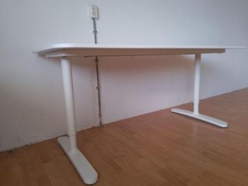 bureau werkbureau beschikbaar voor biedingen