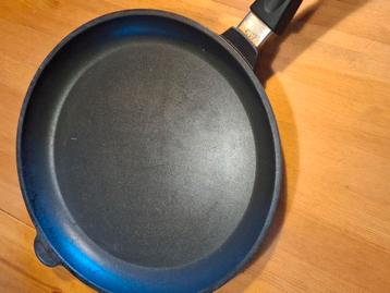 Grote koekenpan merk AMT Gastrogus beschikbaar voor biedingen