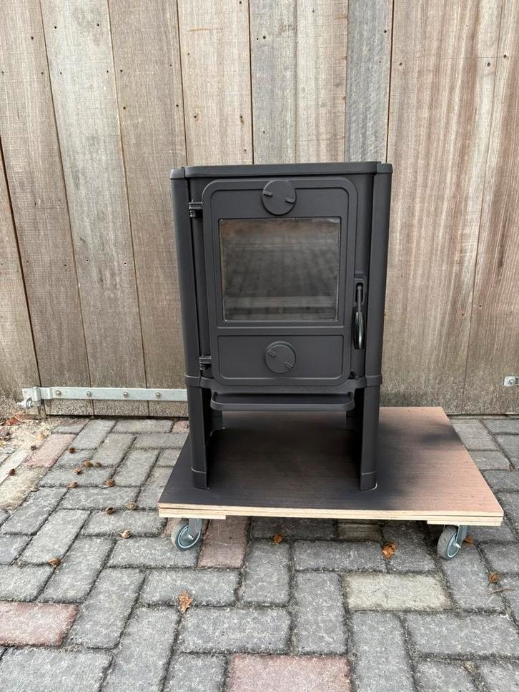 Morso 1442 houtkachel eekhoorn, Huis en Inrichting, Kachels, Zo goed als nieuw, Vrijstaand, Houtkachel, Hout, Ophalen of Verzenden