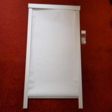 velux,verduisterend rolgordijn,78x140,wit, 3 jaar oud beschikbaar voor biedingen