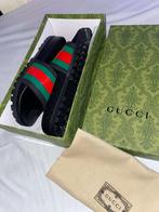 Gucci slippers alle maten beschikbaar, Ophalen of Verzenden, Zo goed als nieuw, Zwart