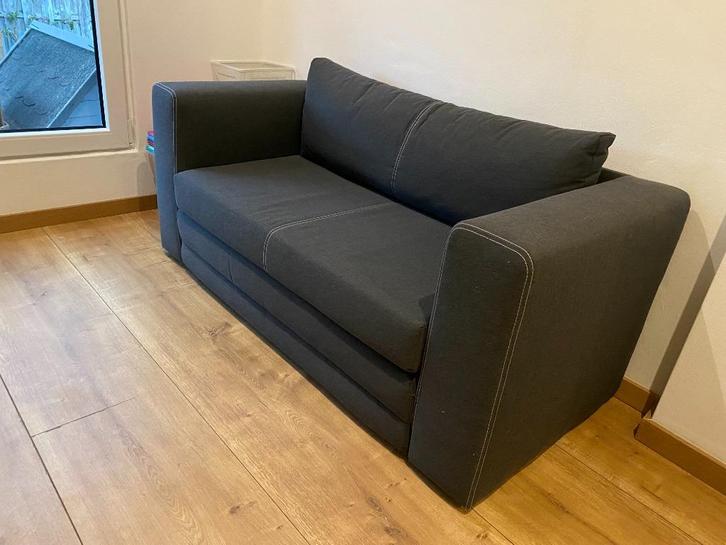 (Slaapbank) Askeby Ikea z.g.a.n., Huis en Inrichting, Slaapkamer | Slaapbanken, Zo goed als nieuw, 140 cm, Tweepersoons, Grijs