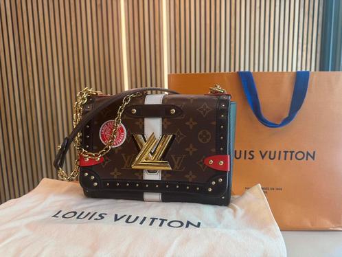 Louis Vuitton Epi Monogram Twist Mm Limited 2018 SALE!!!, Sieraden, Tassen en Uiterlijk, Tassen | Damestassen, Gebruikt, Handtas