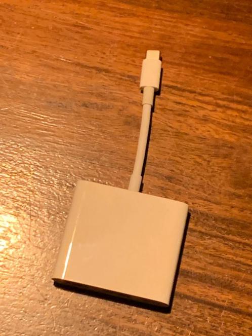 Apple USB-C Digital AV Multiport Adapter, Audio, Tv en Foto, Converters, Gebruikt, Ophalen of Verzenden
